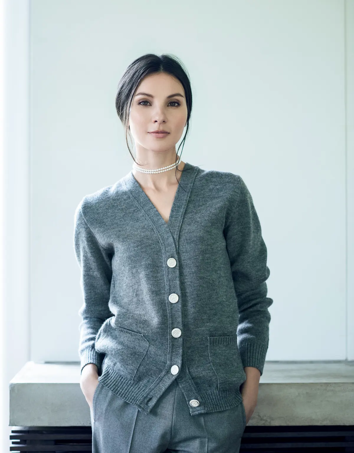 冬のシンプルな装いに、"華"をプラスの画像_3