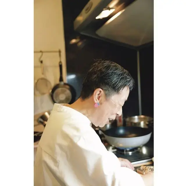 “黒酢がうなぎにぴったり。「初めての味でいいね」と大好評。”