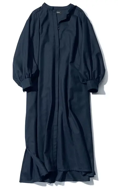 シンメのネイビーワンピース