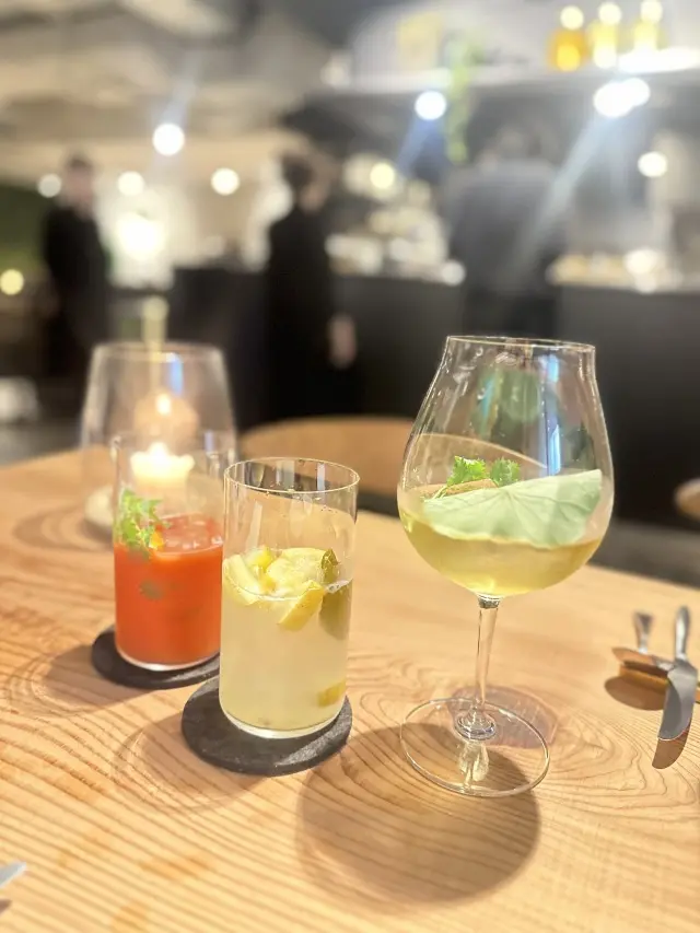 表参道で華組同期お誕生日会🎂の画像_9