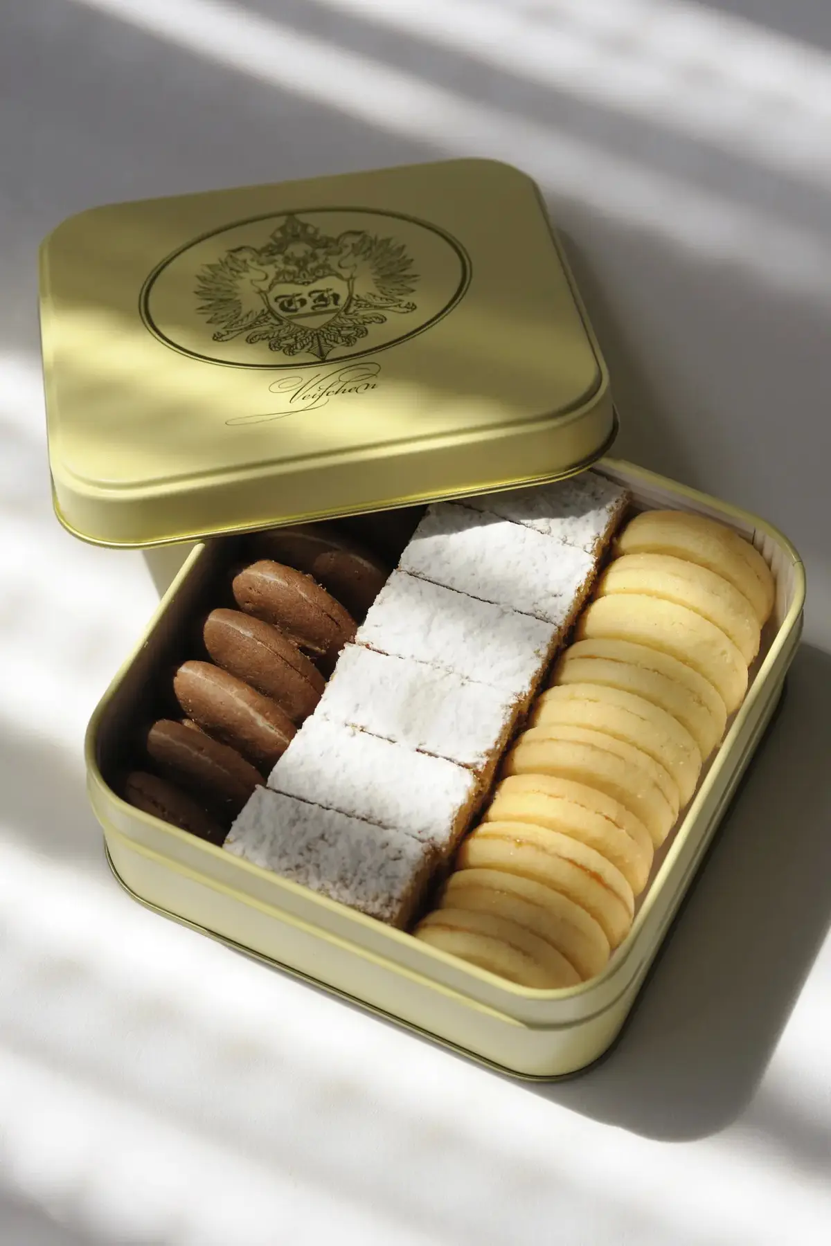 銀座ハプスブルク・ファイルヒェンの「テーベッカライ クライン（小）」