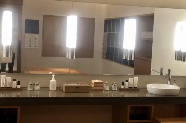 温泉大浴場　脱衣所