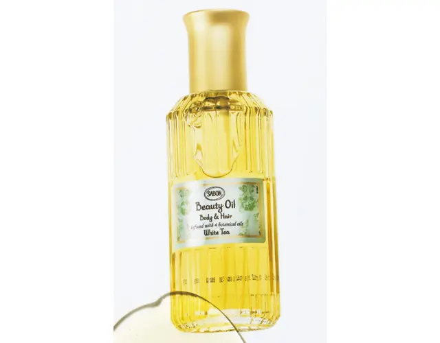 ビューティーオイル ホワイトティー 100ml ￥4,200／サボン ジャパン