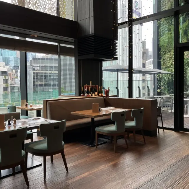 ずっと気になっていた銀座のホテルランチの画像_3