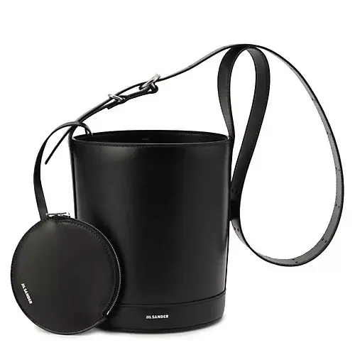 【50代 週末コーデ】冬の街に映える、ラの画像_10