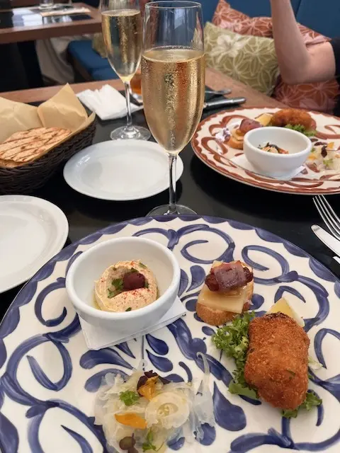 青山ランチとハラカドまでお散歩の画像_2