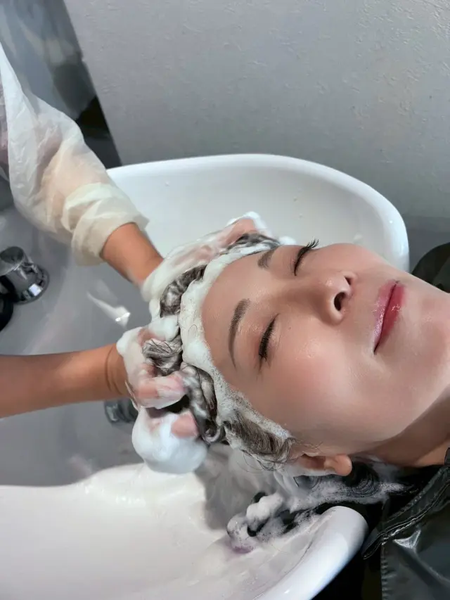 大人ボブ  ローレイヤーのミディアムヘアの画像_6