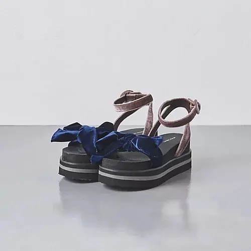 UNITED ARROWS ＜NAOKO TSUJI+UNITED ARROWS＞ベルベット ウェッジ サンダル† ￥19,800