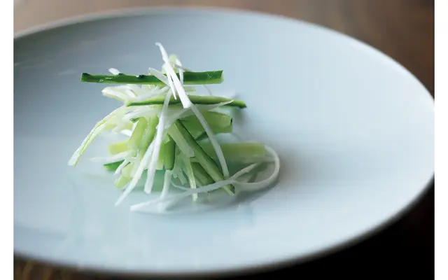 「宮崎マリンキュウリと千住葱の和え物」