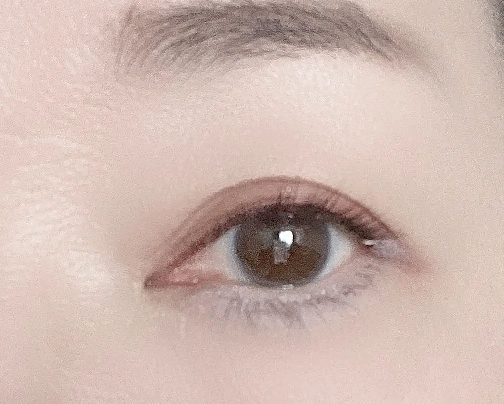 アイシャドウ1度づけの仕上がり