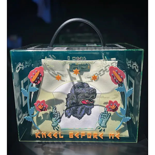 FENDI エキシビジョン 〜hand の画像_2