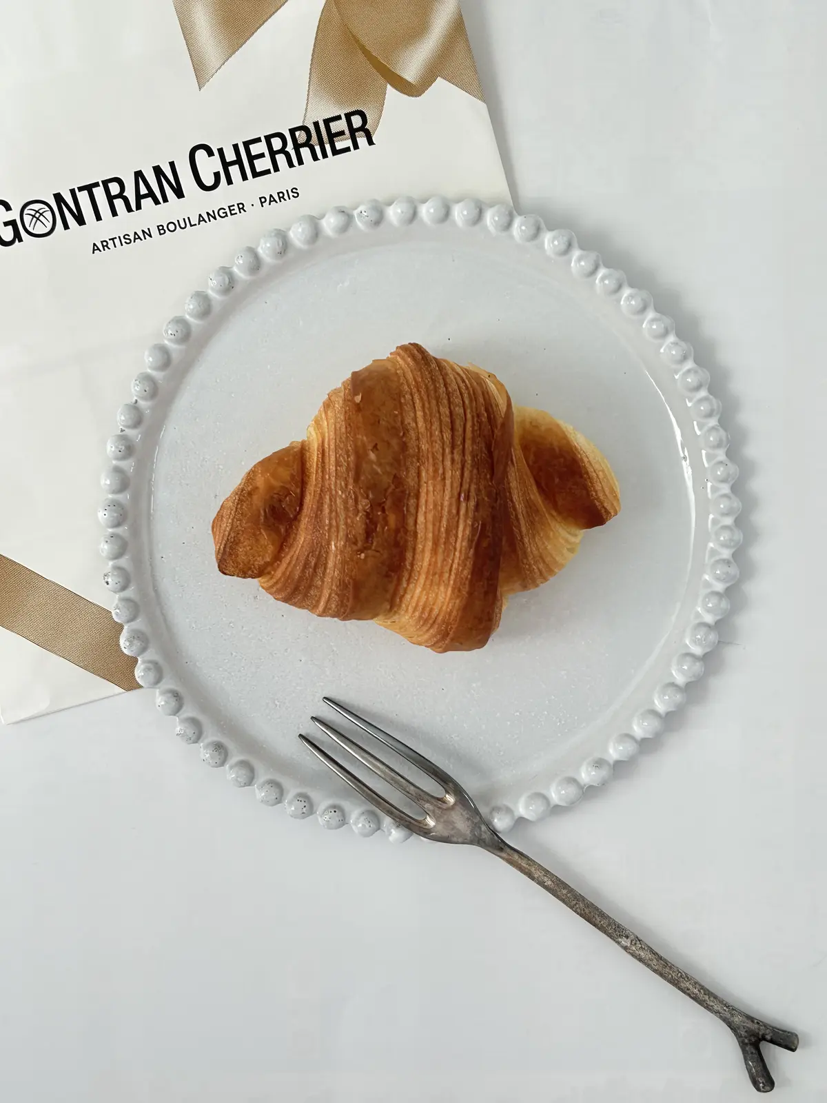 GONTRAN CHERRIER　ゴンドランシェリエ　クロワッサン