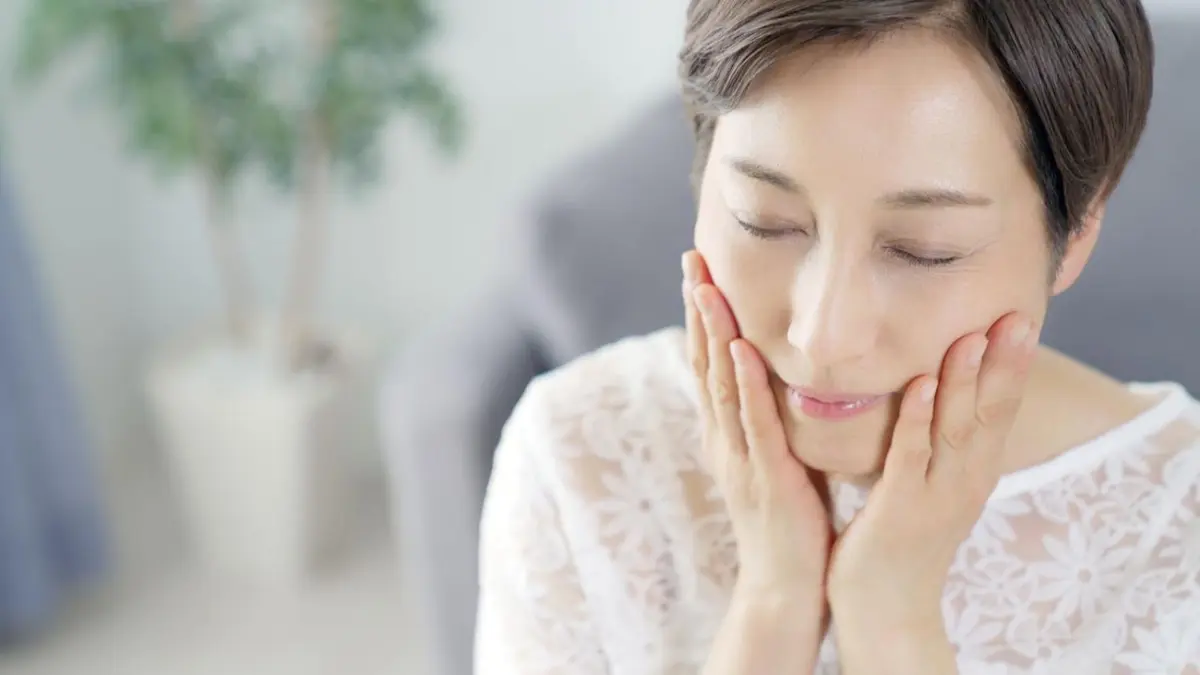 OurAge×Webエクラ　更年期の女性