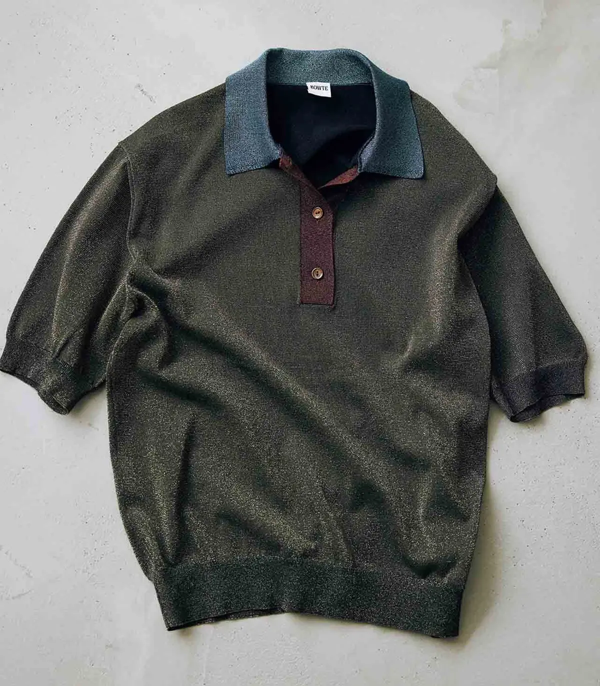 バウトのニット