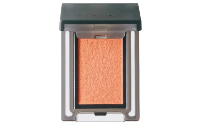 ヴォランタリー アイズ 28 ￥2,200／セルヴォーク