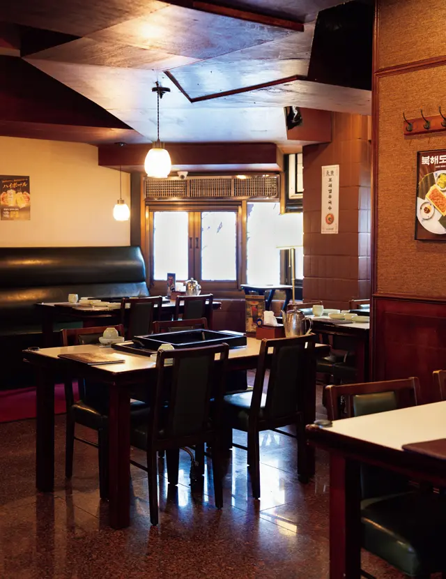 レトロな雰囲気の中で高級うなぎを楽しみたい