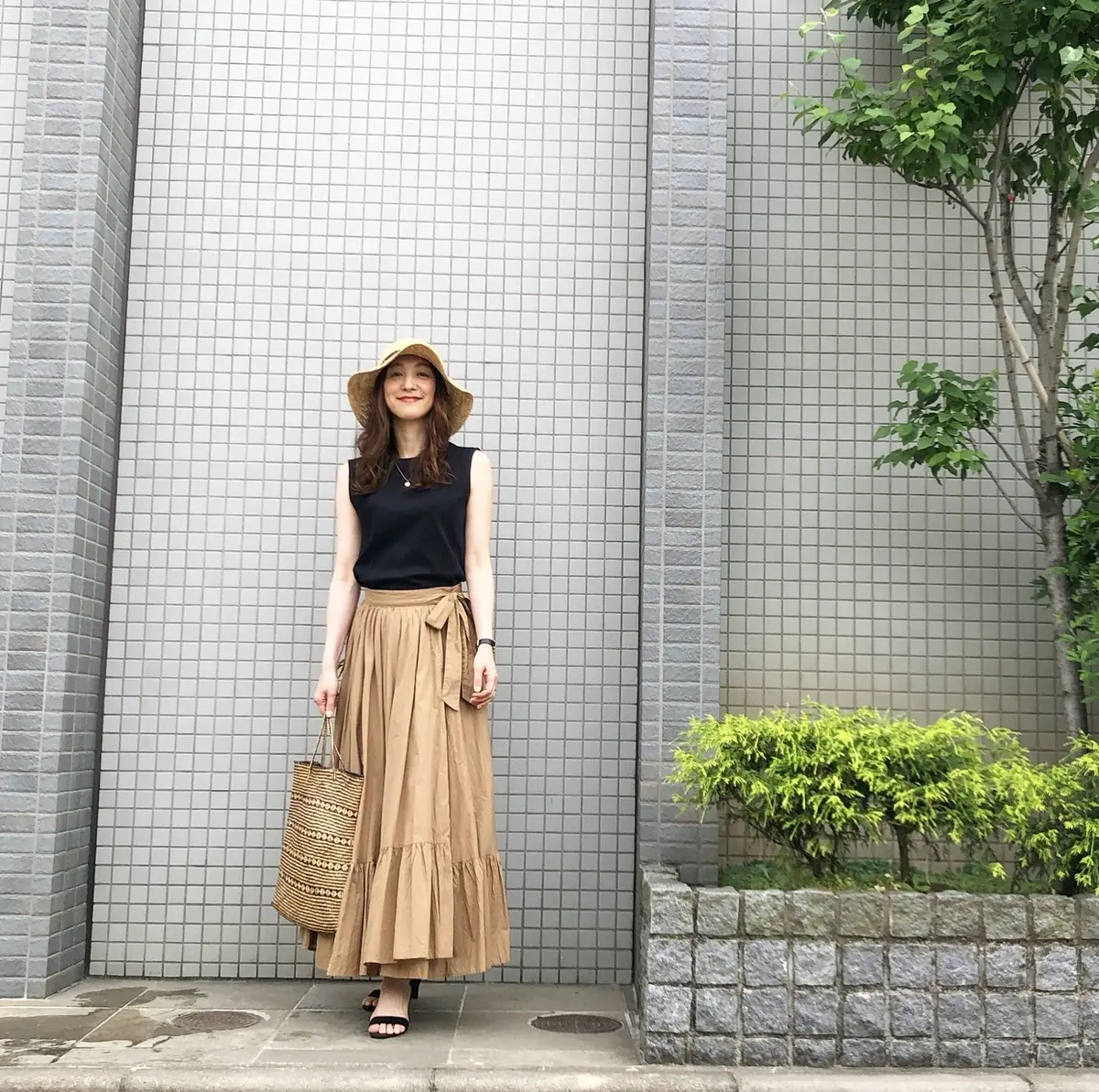 ボリュームたっぷりラップスカート