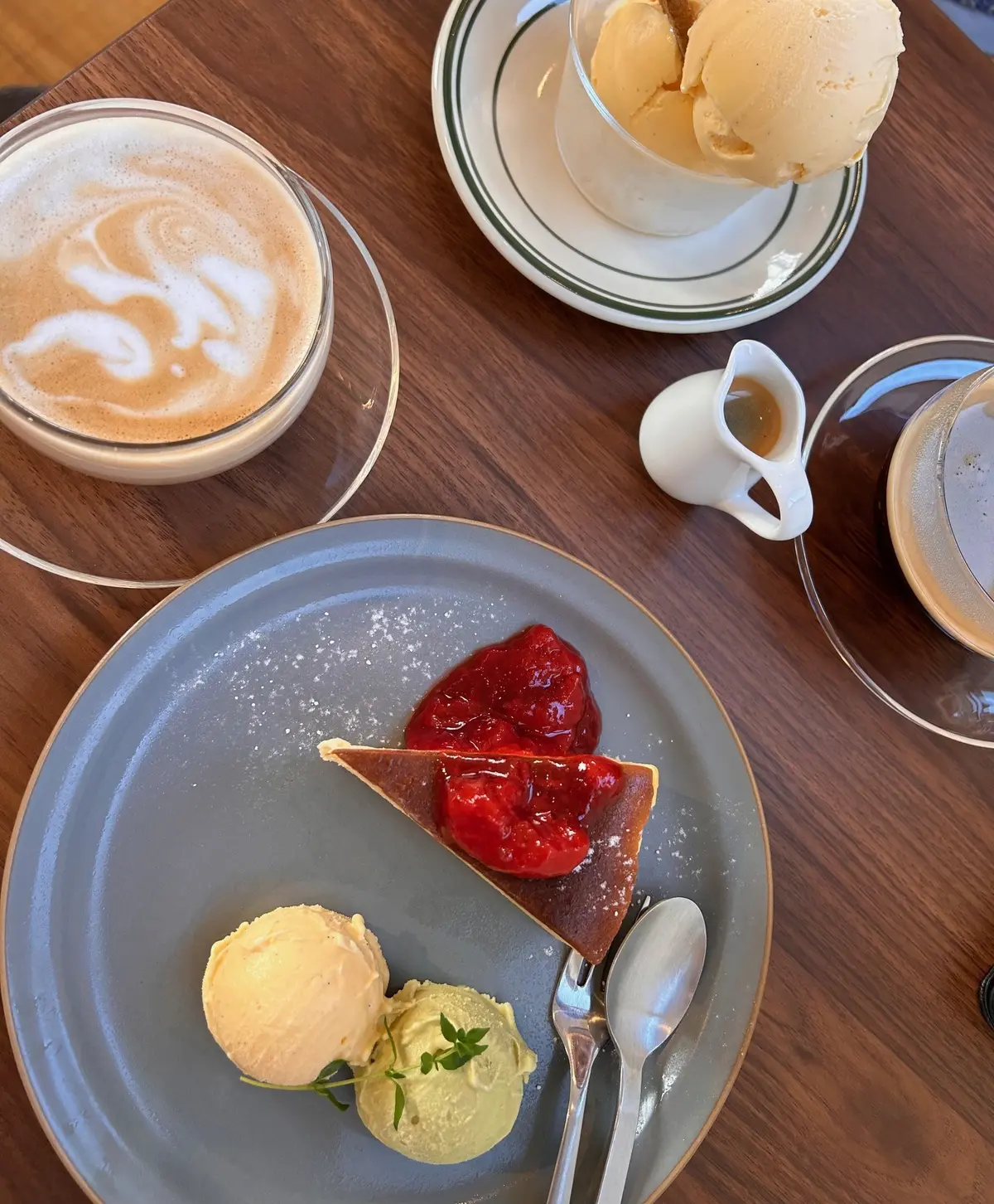 ZARAのブルーシャツで神戸ショッピングの画像_3