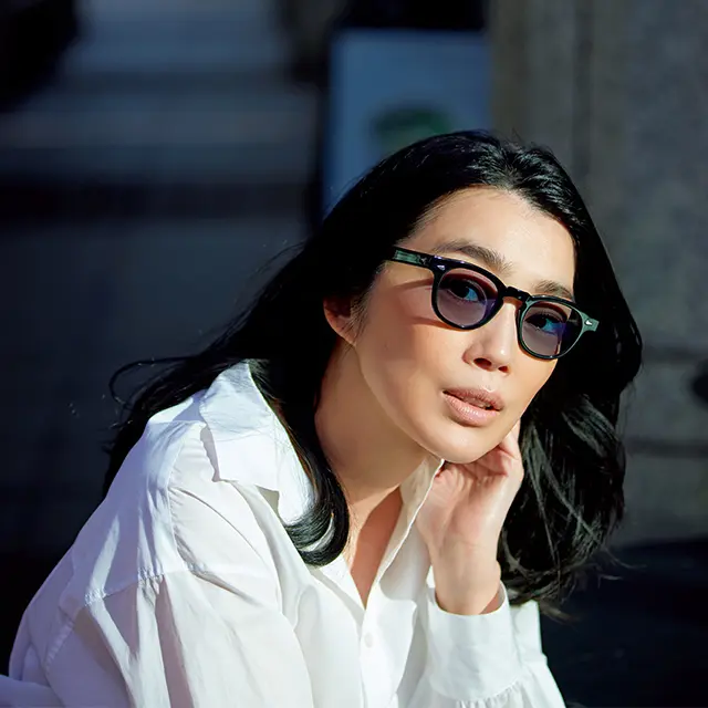 Q.マスクとサングラスの組み合わせで“不審者”感が。どうしたらいいですか？