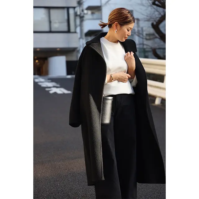 こなれたしゃれ感は、話題の技ありトップスにおまかせ