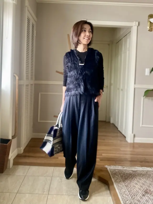 オールブラックコーデの画像_2