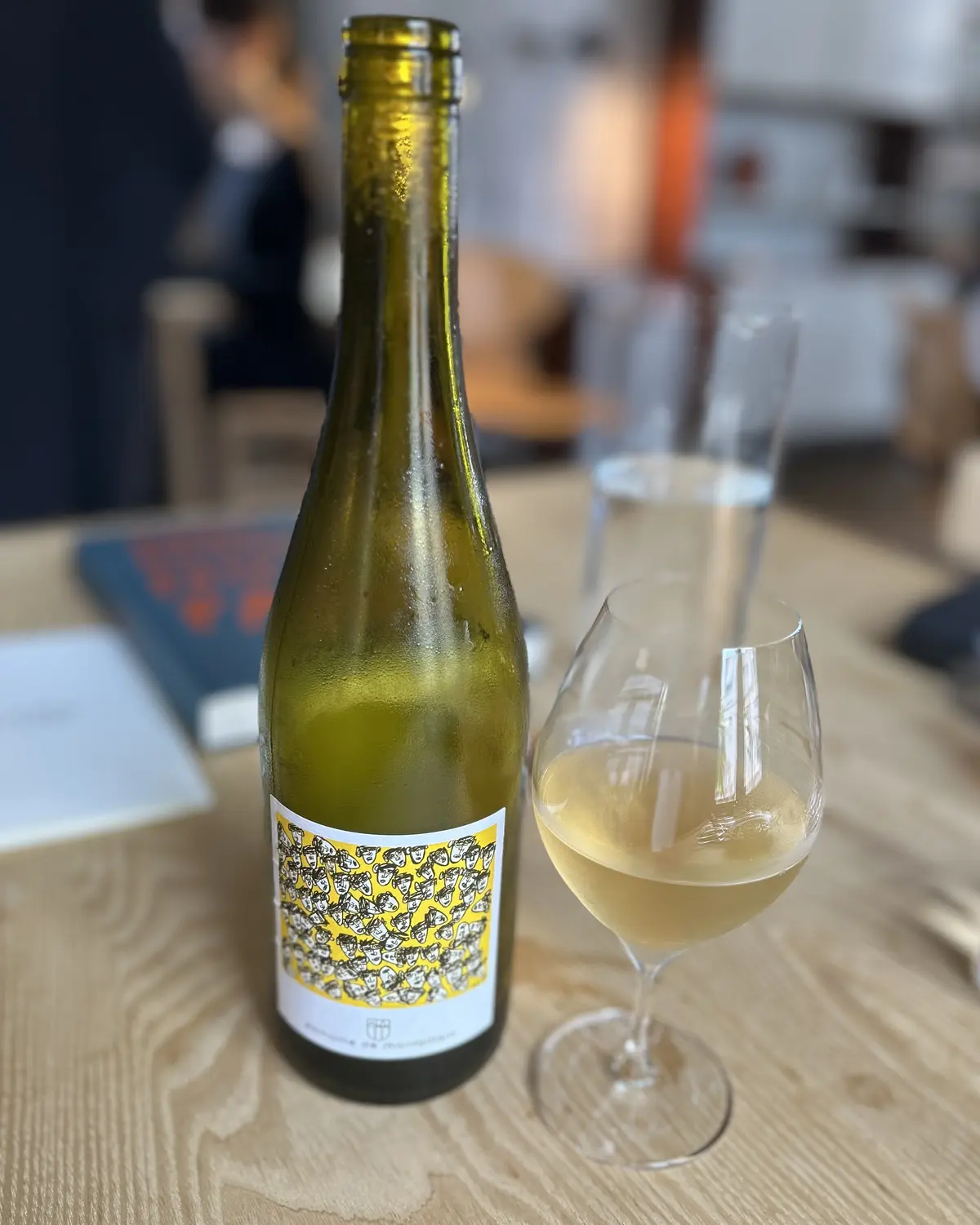 神戸らしいレトロなビルでアートに包まれたの画像_11