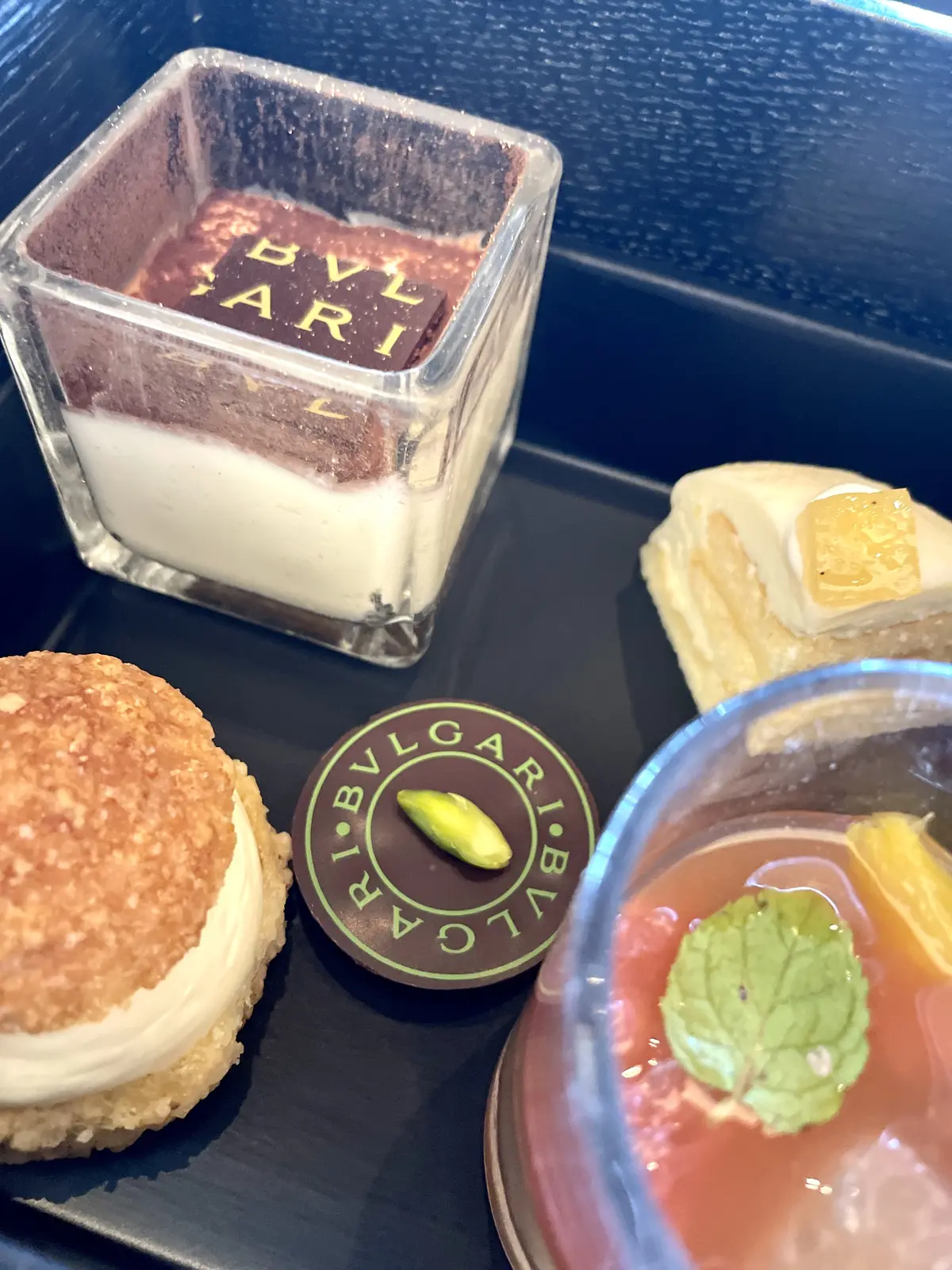 贅沢なブルガリ時間　アフタヌーンティー　の画像_3