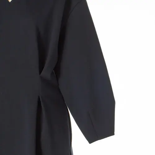 着るだけでスタイルアップがかなう「E bの画像_3