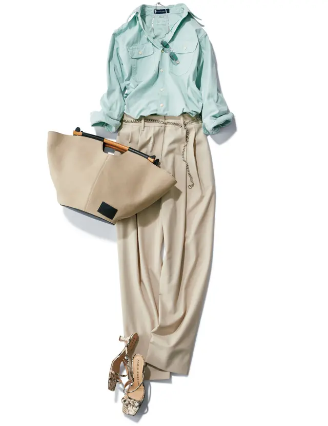 マニッシュなスタイルもミントでフレッシュな印象に