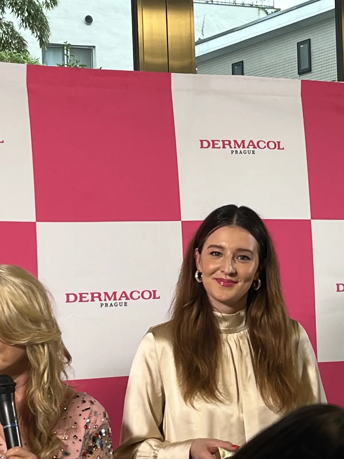 初めての大使館＆コスメイベントへの画像_13