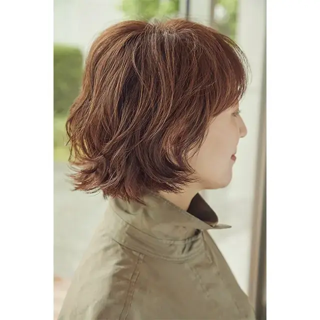 ハンサムもフェミニンもOK。ファッションに合わせて使い分けられる2WAYボブ