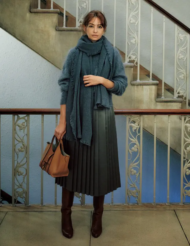 トラディショナルの太幅プリーツのRINA