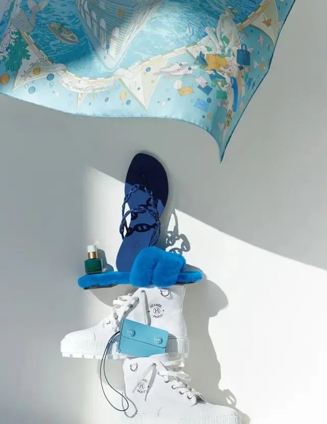 ひと足早く、あの海へ！ 美しい色彩が連れてくるイマジネーション