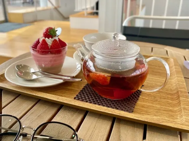 春は、お気に入りのメガネで紫外線対策をしの画像_5