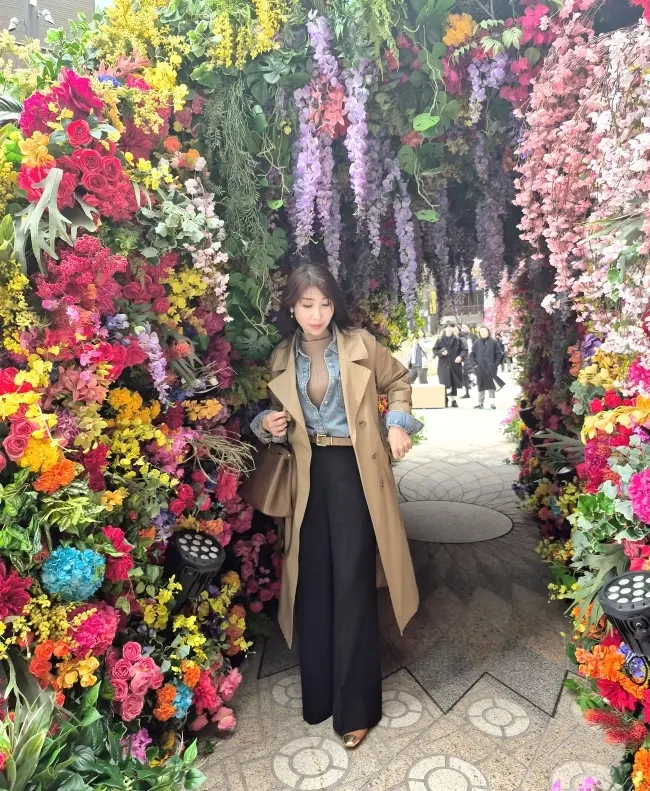 GUのデニムシャツでミッドタウン日比谷のの画像_3