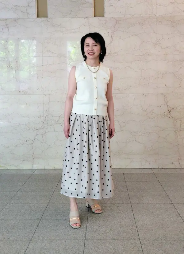 cocaのニットトップスで夏のドライブの画像_4