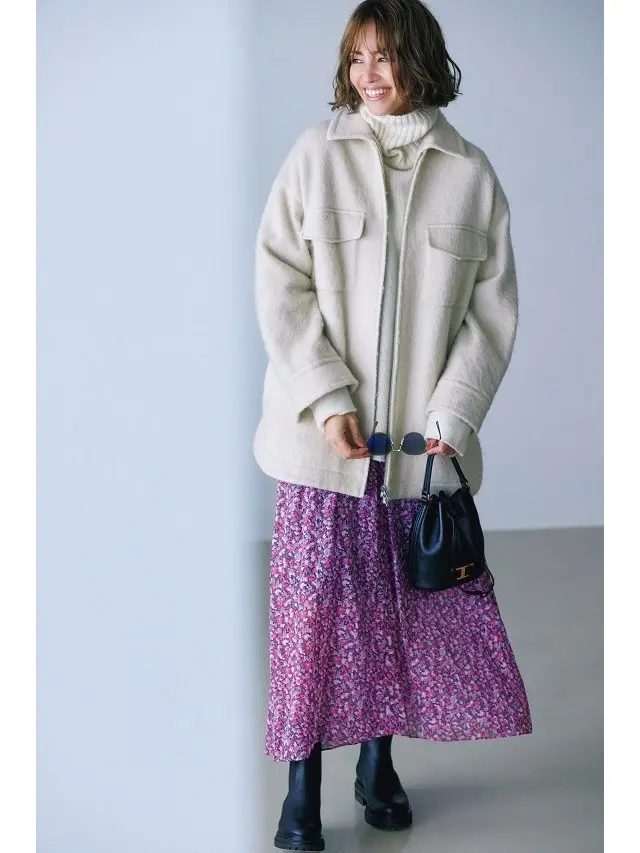 一枚で抜群の着映え力を発揮するピンク系小花柄