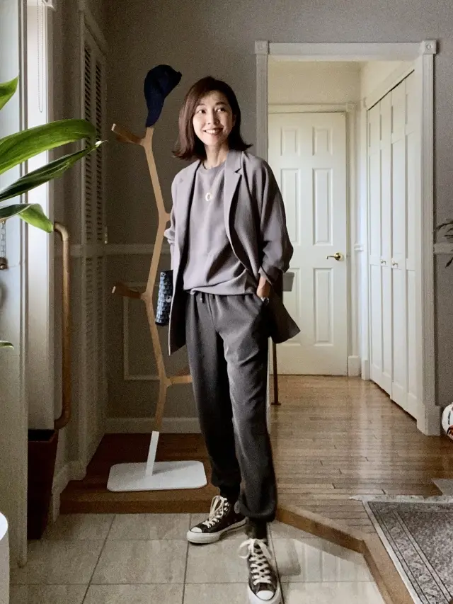 秋の辛口ベージュの画像_2