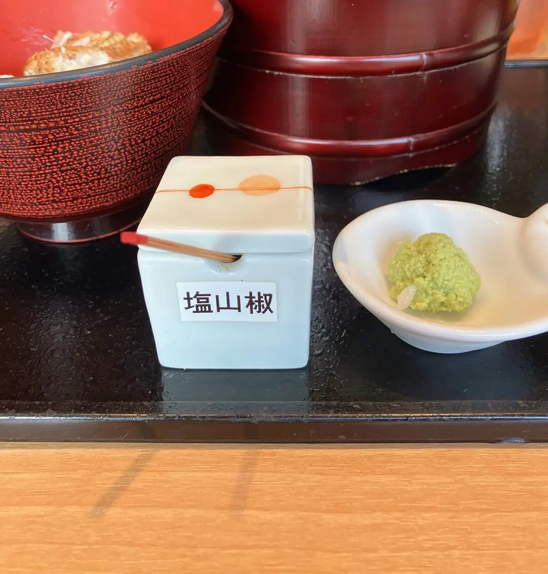 東京観光　浅草　雷門　鰻　うな鐡　ひつまぶし　塩ひつまぶし　山椒塩　　 かっぱ橋　道具街　かっぱ橋道具まつり　浅草散歩　　おでかけ　都内散歩　同窓会　スカイツリー　ジャンボコック　浅草名物