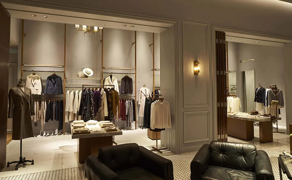 ポール・スチュアート青山本店のレディスウエア