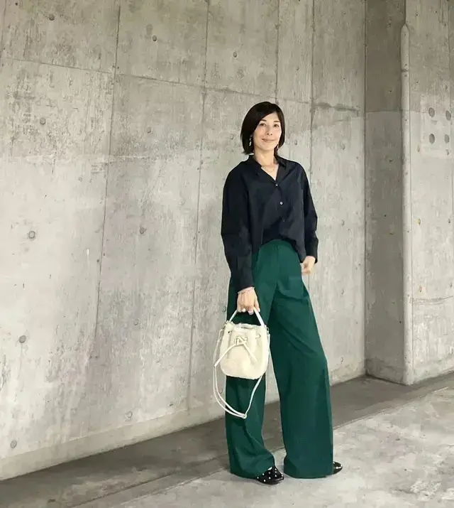 おしゃれな50代が着ている「ユニクロ・GU」シンプルなのにオシャレに見える！