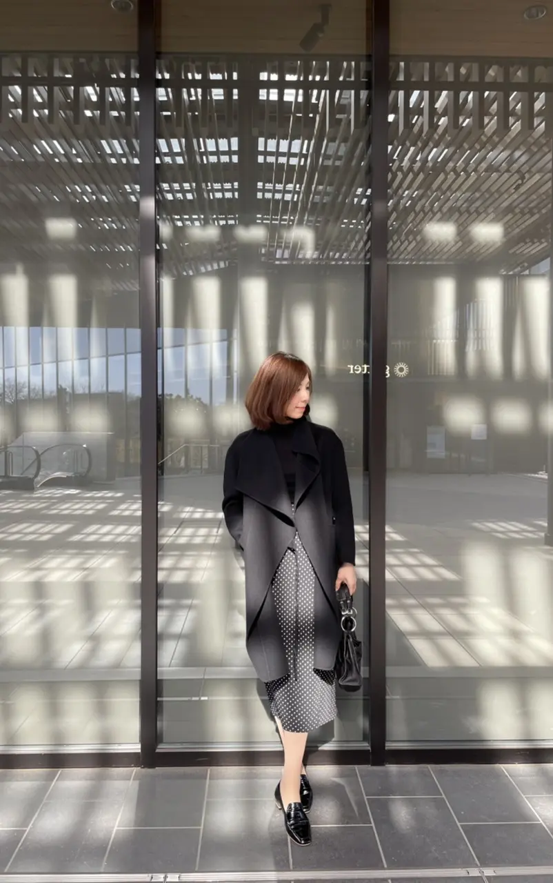 ときめくローファーとブラックコーデの画像_1