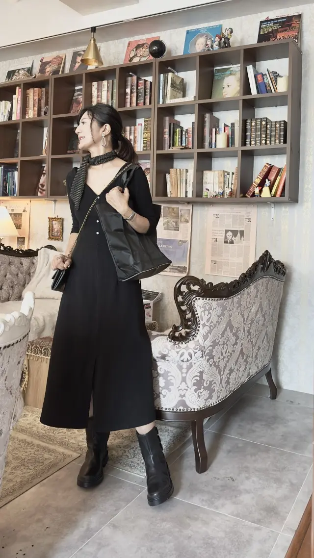 ロンハーマンのブラックワンピースと癒しのの画像_3