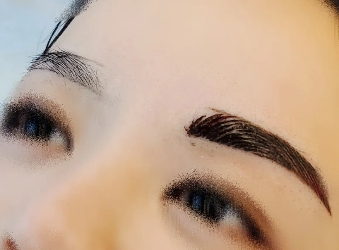 片方の色が入れ終わりました。(姪っ子)