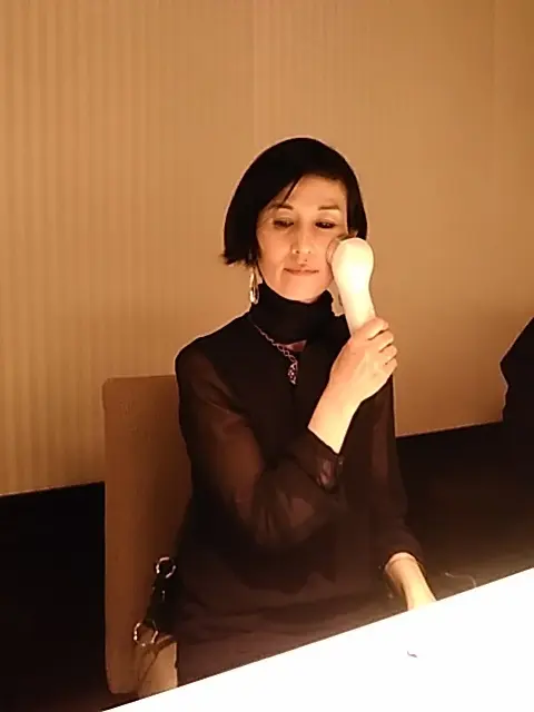 パナソニック ビューティのRF美容器を体の画像_3