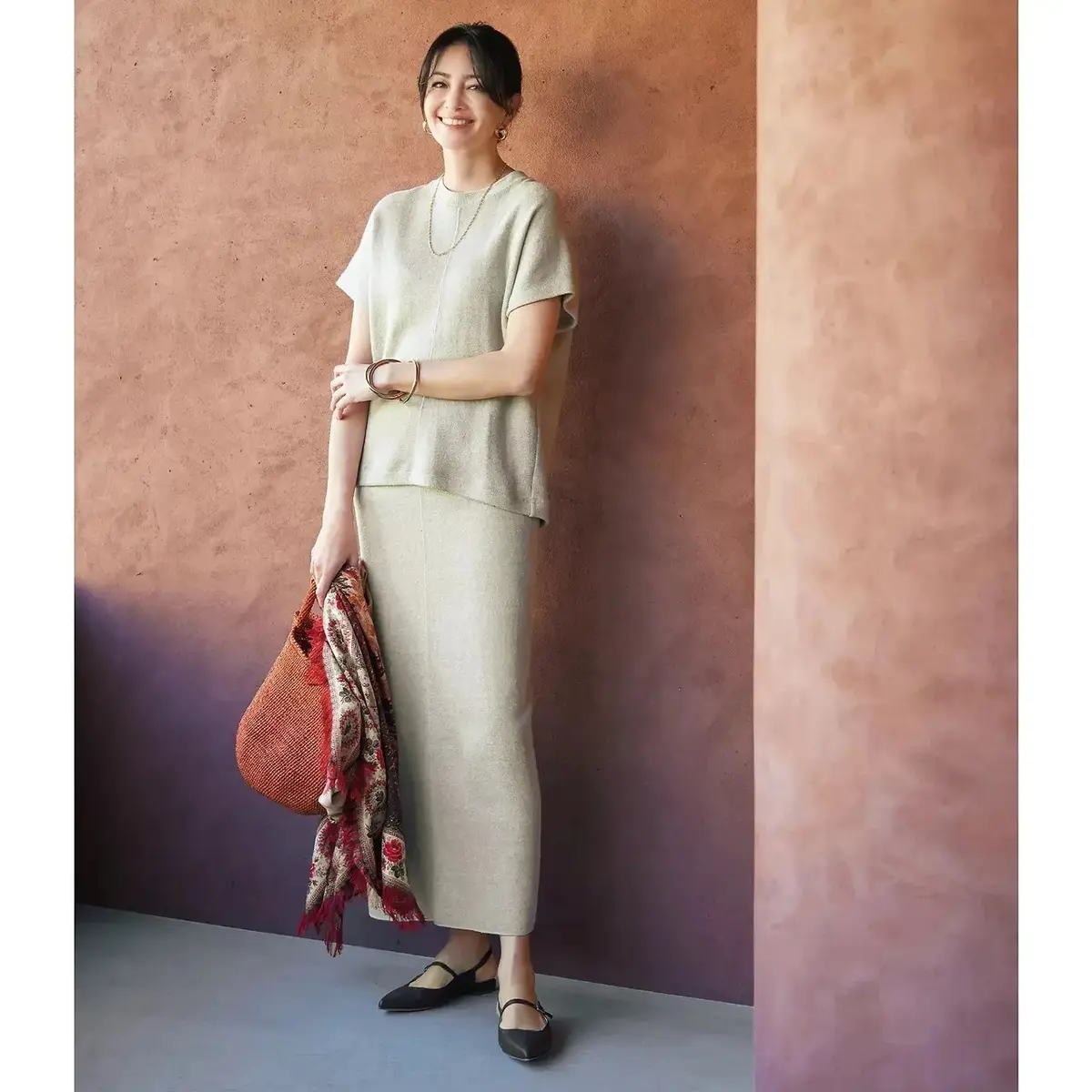 ATON リネン混ジャージープルオーバー、リネン混ジャージースカート