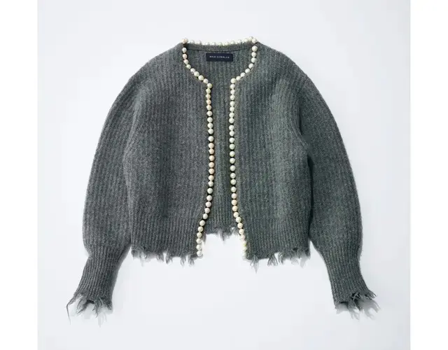 きれいめパールをカジュアルにくずした絶妙バランス