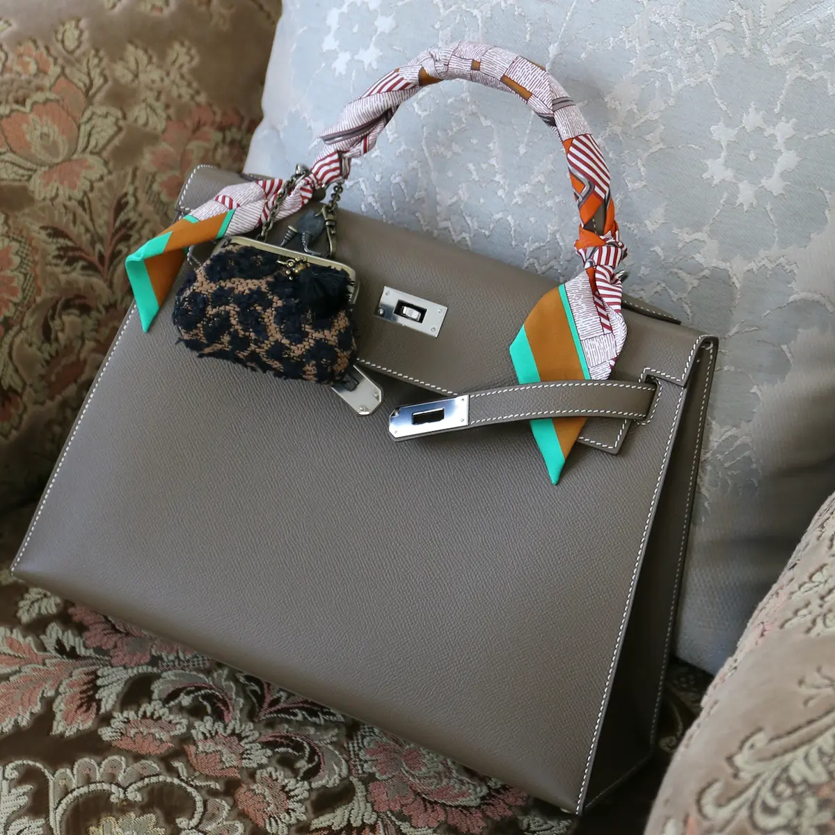 レオパード柄のコインケース