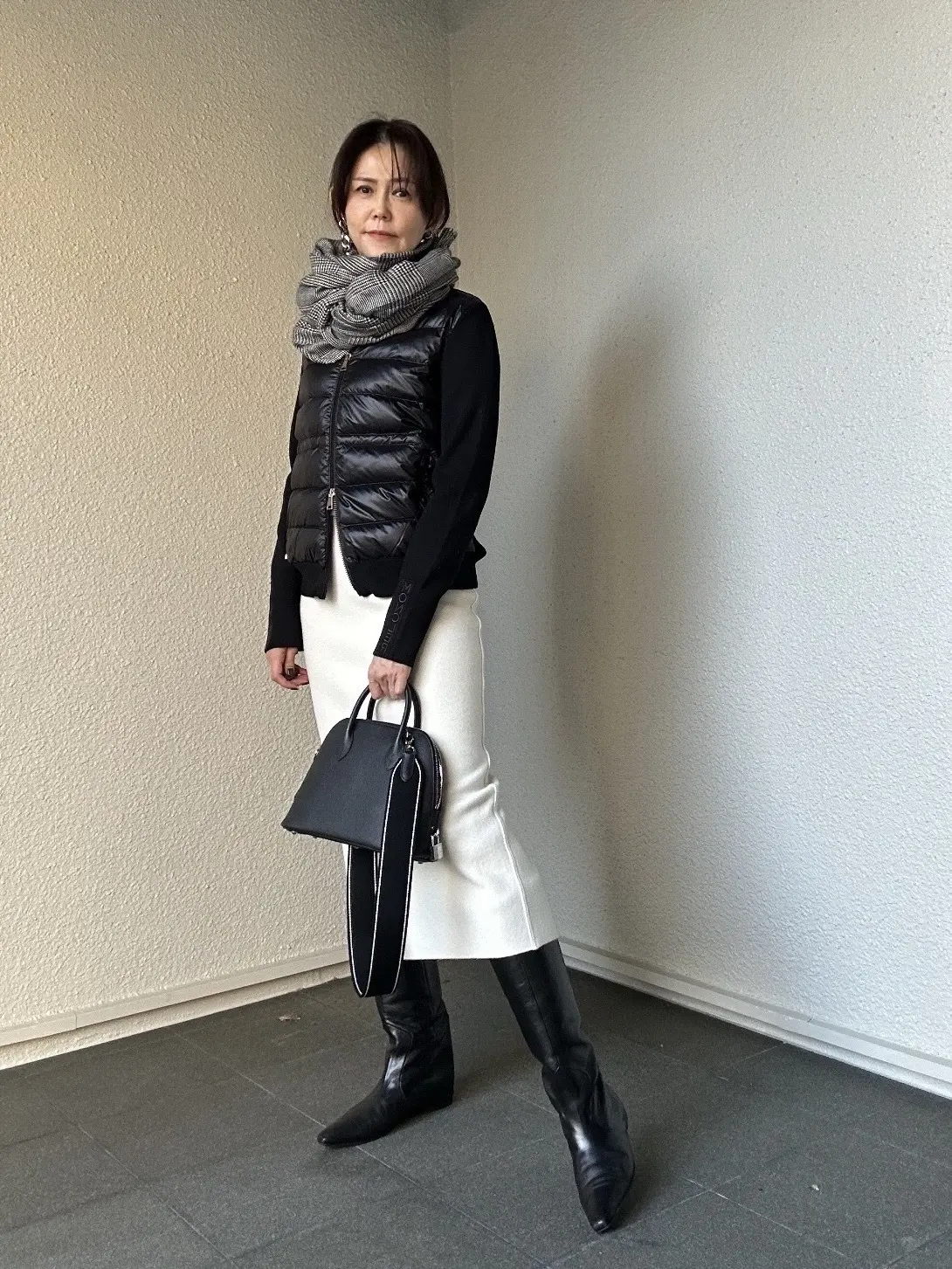 モンクレール　ダウンニットカーディガン