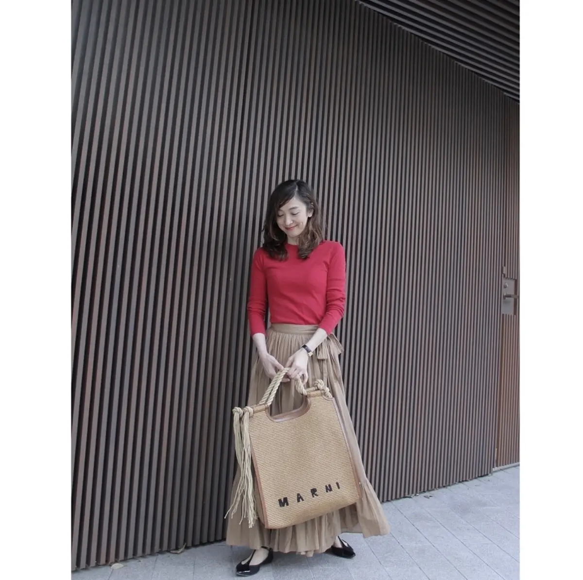 視線が集まる！アラフィーおしゃれブロガー『春のスカート』コーデ